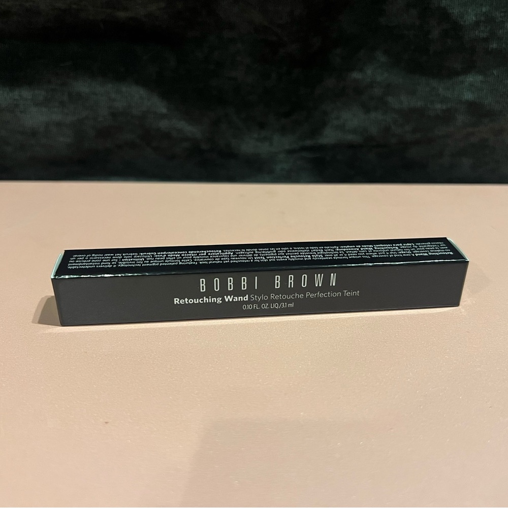 Bobbi Brown Retouching Wand - Light